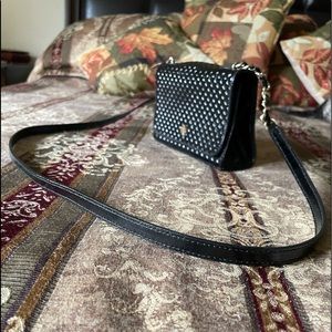 ❤️‍🔥Tory Burch❤️‍🔥 Marion Embossed Crossbody. LIKE NEW. PERFECT CONDITION.